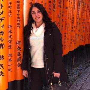 Meet your Posher, Corrina